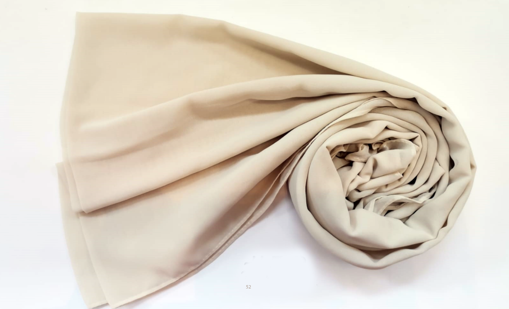EV52 - EVERYDAY Chiffon - Creamy Caramel