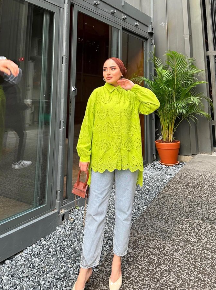 1351-Apple Blossom Eyelet Blouse
