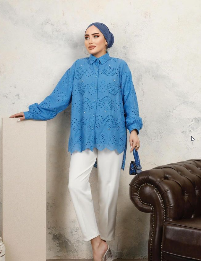 1351-Sapphire Blossom Eyelet Blouse
