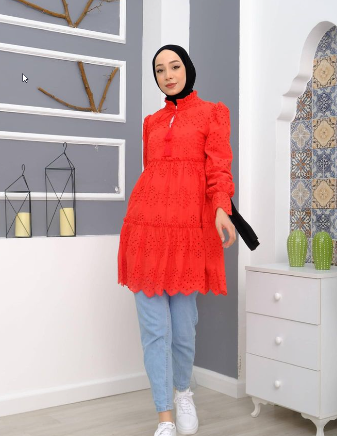 1308-Scarlet Ruffle Eyelet Tunic
