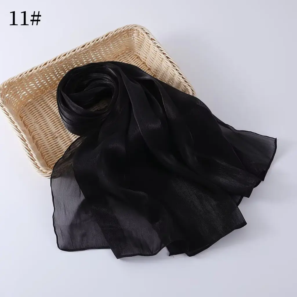 Shimmer scarf 11 - Layl Noir 