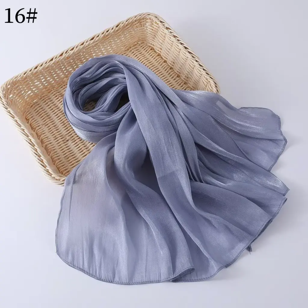 Shimmer scarf 16 - Dusky Sky 