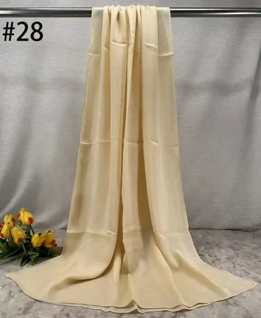 BM28 - Bamboo Modal Hijab - Cream Ivory