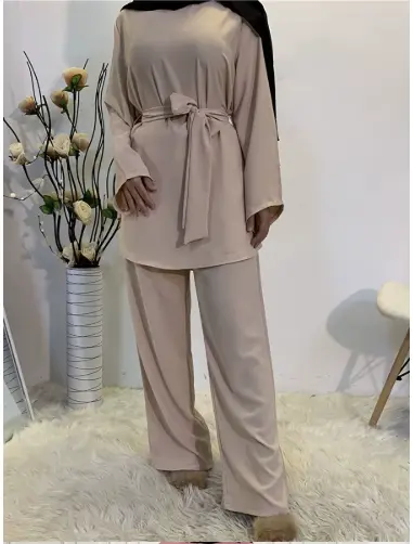 Chic Allure Coordset - Beige