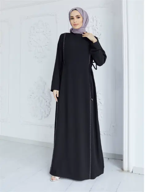 Royale Radiance Robe – Noir (S)