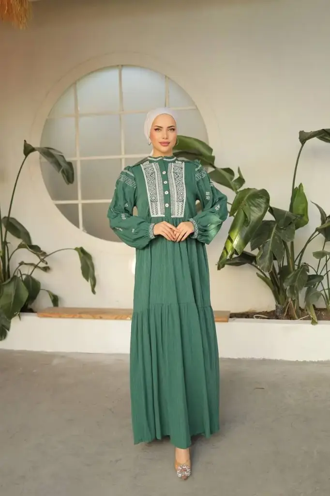 Maison Orna in Emerald Grace 