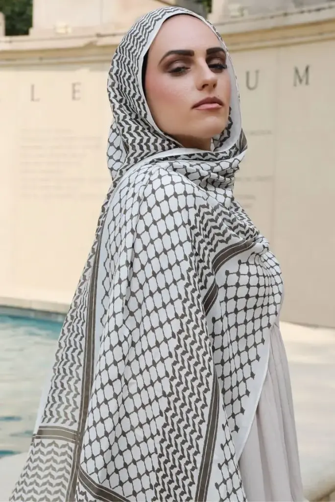 Keffiyeh Modal Hijab - Brown 