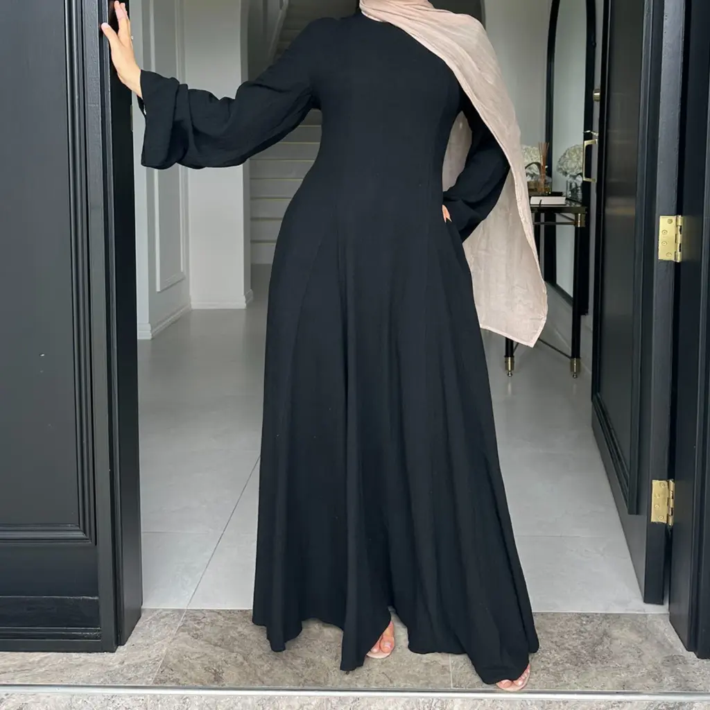 Lissara Collection - LR941 - Classic Black